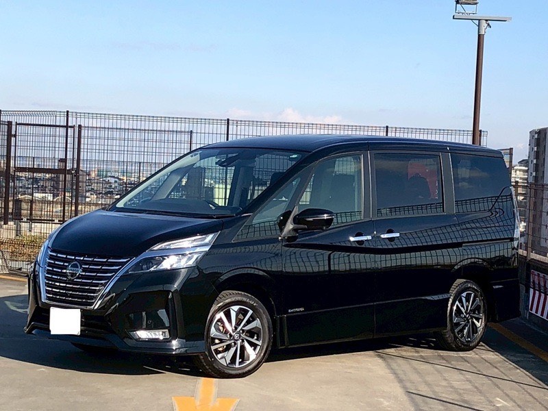 セレナハイウェイスターV